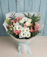 Букет цветов из:  Розы, Лизиантусы и Хризантемы в Тисули