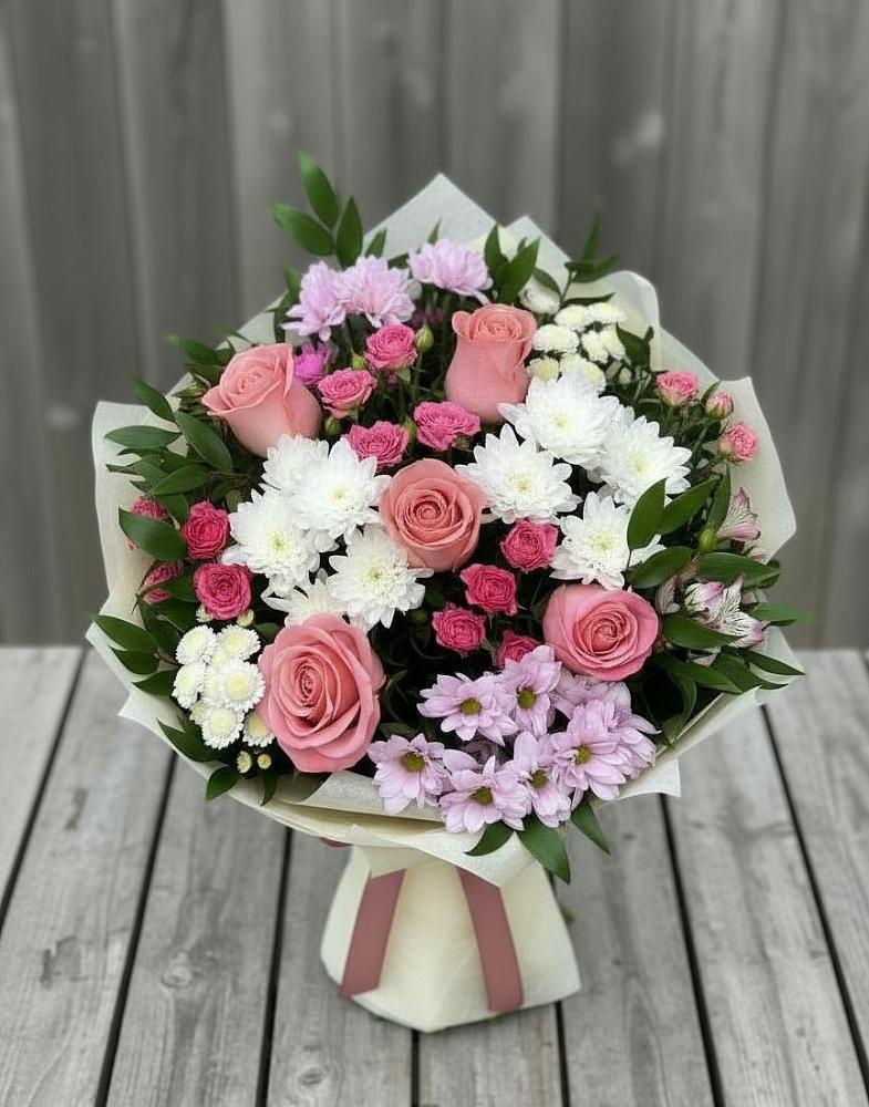 Букет цветов из: Альстромерии, Гвоздики, Розы и Хризантемы в Тисули