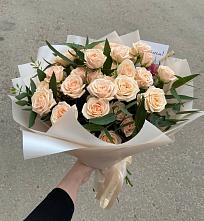Букет Кремовые розы Латте в Тисули