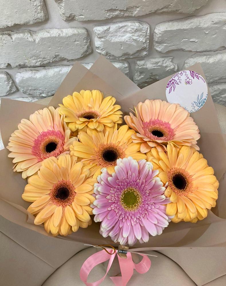 Букет цветов из: Герберы в Тисули