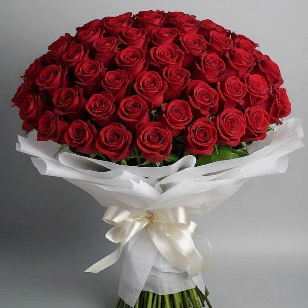 Букет 101 Красная роза Блэк Мэджик в Тисули