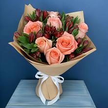 Букет цветов из:  Розы и Альстромерии в Тисули