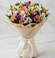 Букет цветов из:  Альстромерии #REPLACE_PRED# Тисули