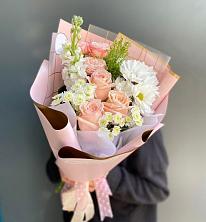 Букет цветов из:  Хризантемы и Розы в Тисули