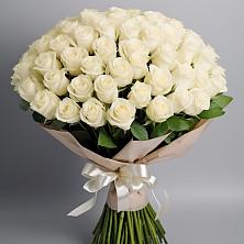 Букет 101 беля роза Белоснежка в Тисули