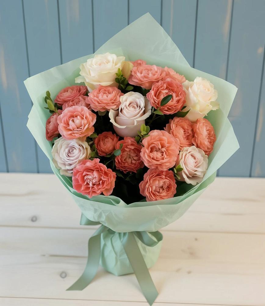 Букет цветов из: Розы в Тисули