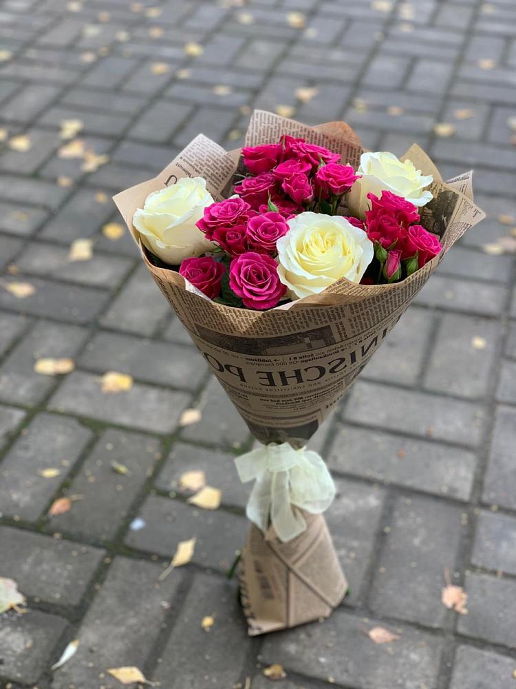 Букет цветов из: Розы в Тисули