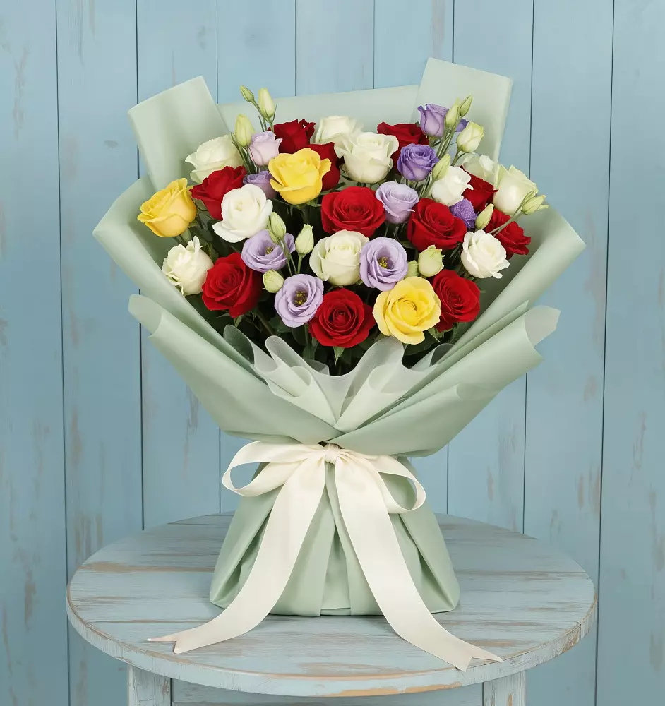 Букет цветов из: Розы в Тисули