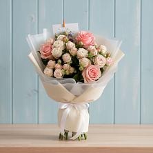 Букет цветов из:  Розы в Тисули